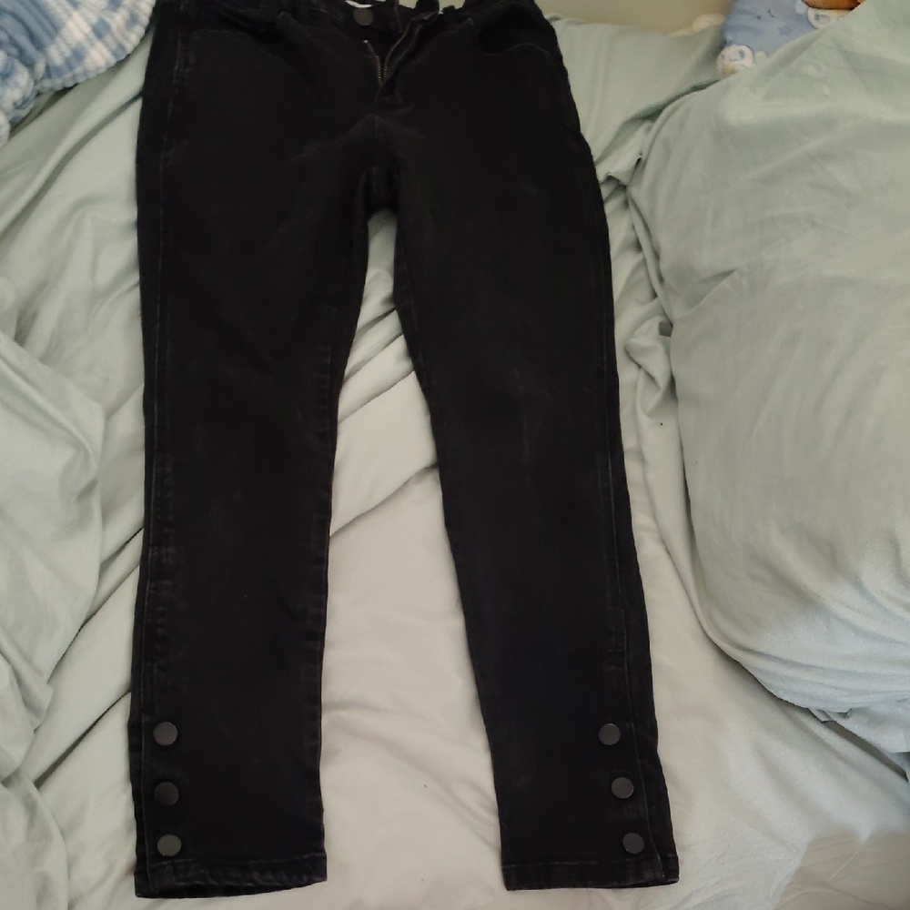 Royalty For Me Black Mid-Rise Ankle Pants